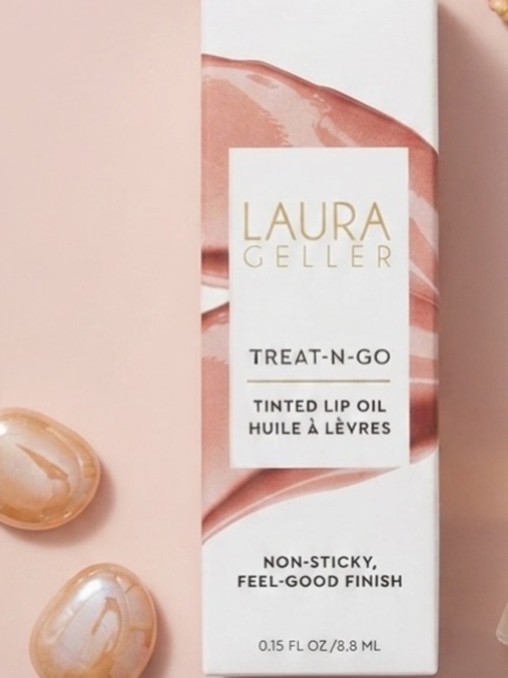 Laura Geller Treat-N-Go Tinted Lip Oil in Victory Lap